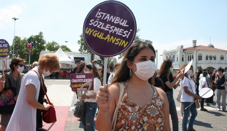 “Yasayı uygula kadını yaşat”